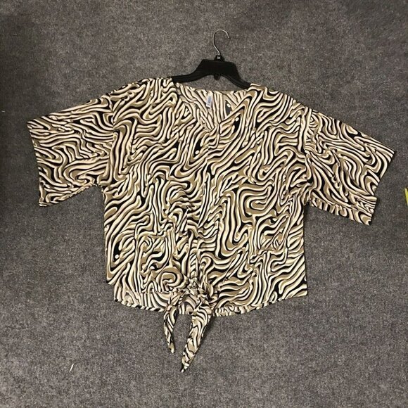 VIIShow Tops - Viishow Women’s Blouse Top Size Xl Multicolored Short Sleeve Vneck